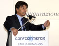 Il presidente Errani interviene ad un convegno di Confcommercio